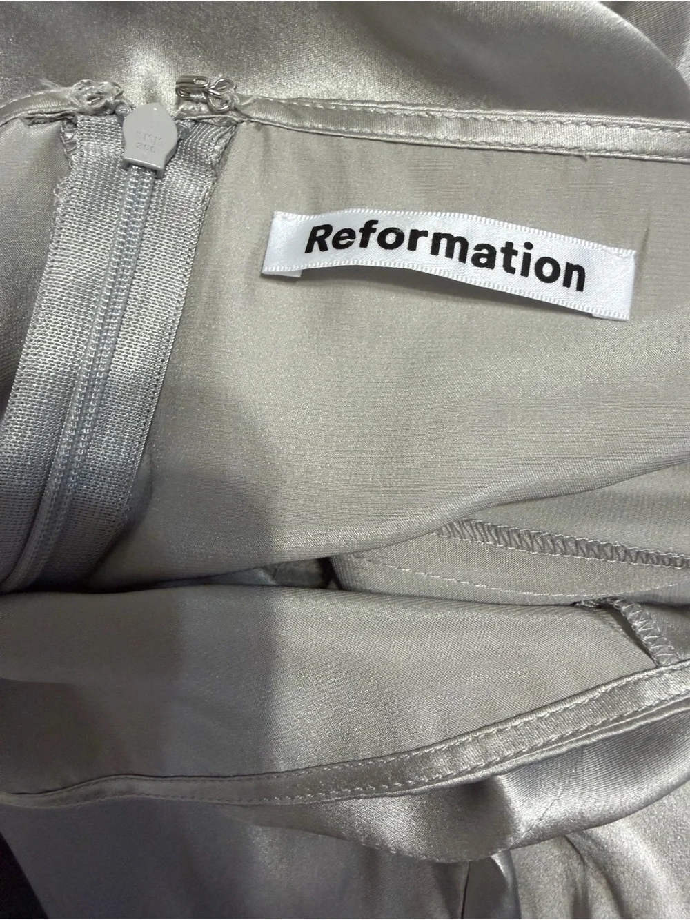 Reformation Silk Midi Skirt – Size 8 - Picture 8 of 9